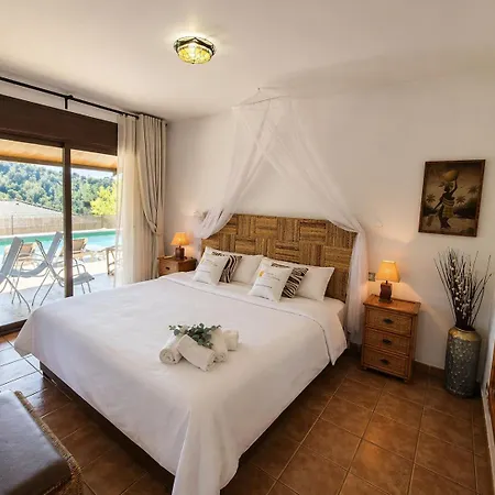 Bravaholidays-625-silence Villa